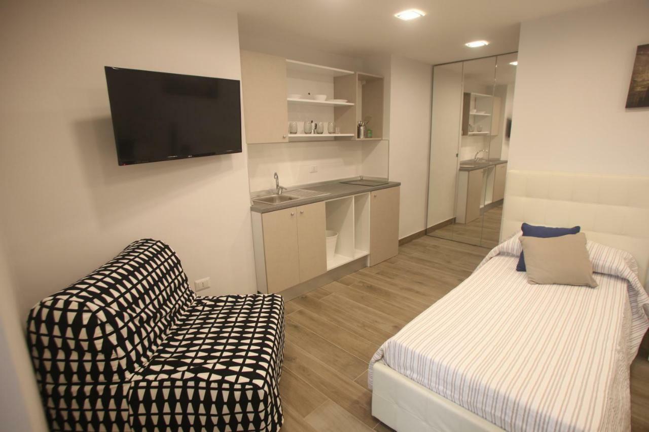 Garibaldi Station 2Punto0 Bed & Breakfast Naples Luaran gambar