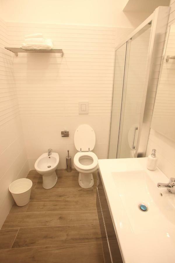 Garibaldi Station 2Punto0 Bed & Breakfast Naples Luaran gambar