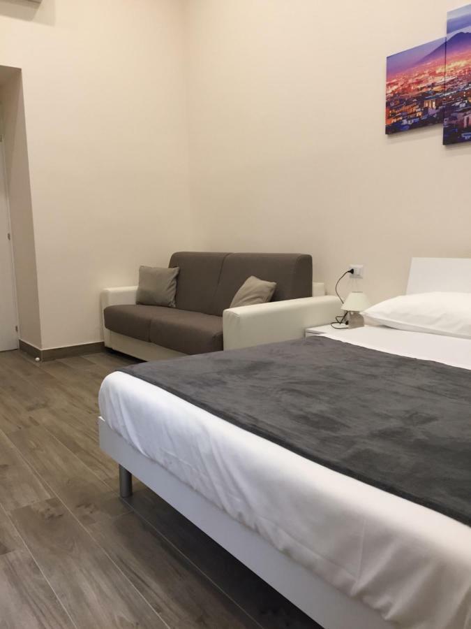Garibaldi Station 2Punto0 Bed & Breakfast Naples Luaran gambar
